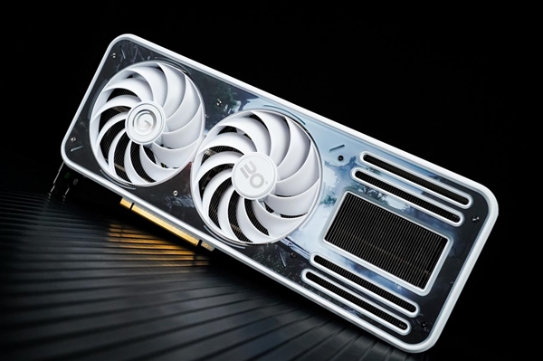 影驰GeForce RTX 4070 Ti SUPER特别纪念版上手：《黑神话：悟空》绝佳拍档