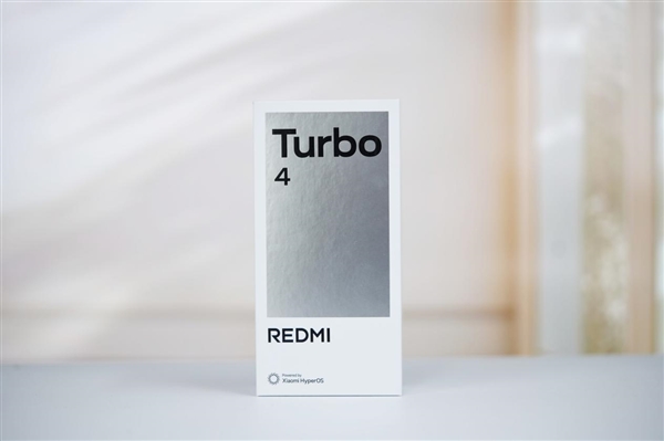 红色腰线太吸睛！REDMI Turbo 4祥云白图赏