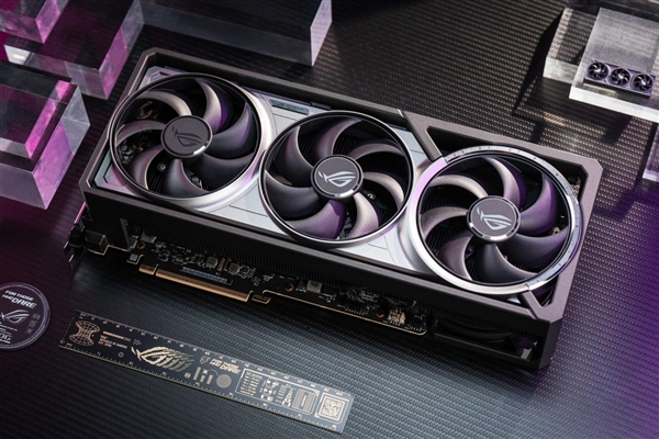 新晋卡皇 ROG ASTRAL RTX5090D夜神显卡登场！